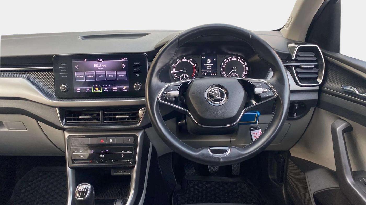 2023 Skoda KUSHAQ AMBITION 1.0L TSI MT, Petrol, Manual, 41,291 km, Steering Wheel Close Up