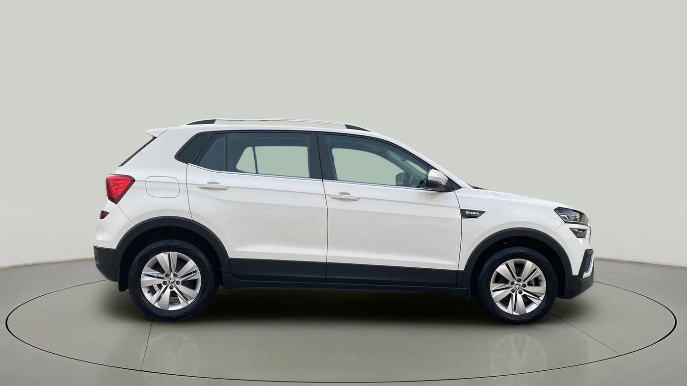 2023 Skoda KUSHAQ AMBITION 1.0L TSI MT, Petrol, Manual, 41,291 km, Right Side View