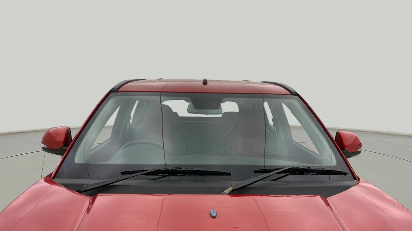 2018 Mahindra KUV 100 NXT K8 D 6 STR, Diesel, Manual, 77,666 km, Front Windshield