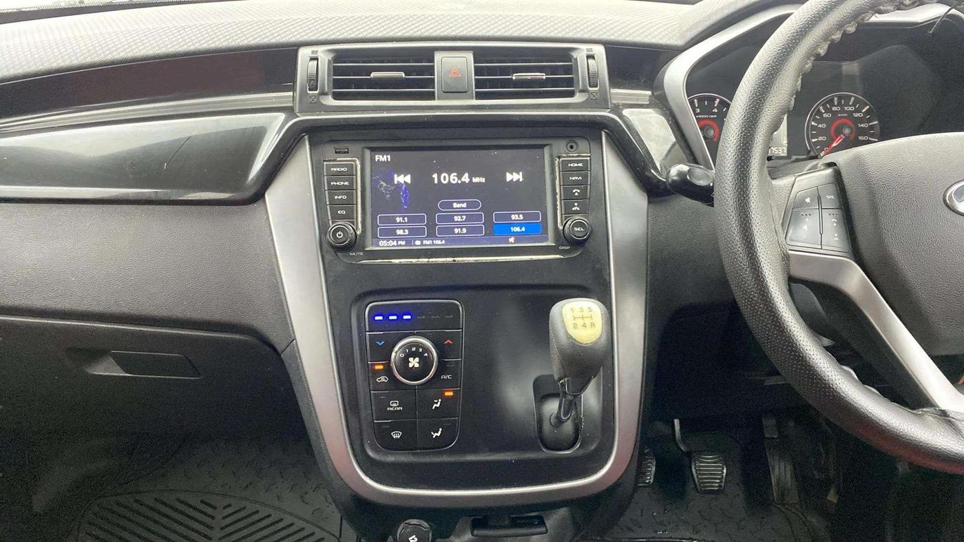 2018 Mahindra KUV 100 NXT K8 D 6 STR, Diesel, Manual, 77,666 km, Air Conditioner