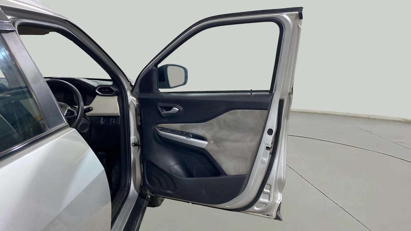 2020 Nissan MAGNITE XV TURBO, Petrol, Manual, 78,499 km, RHS Front Door