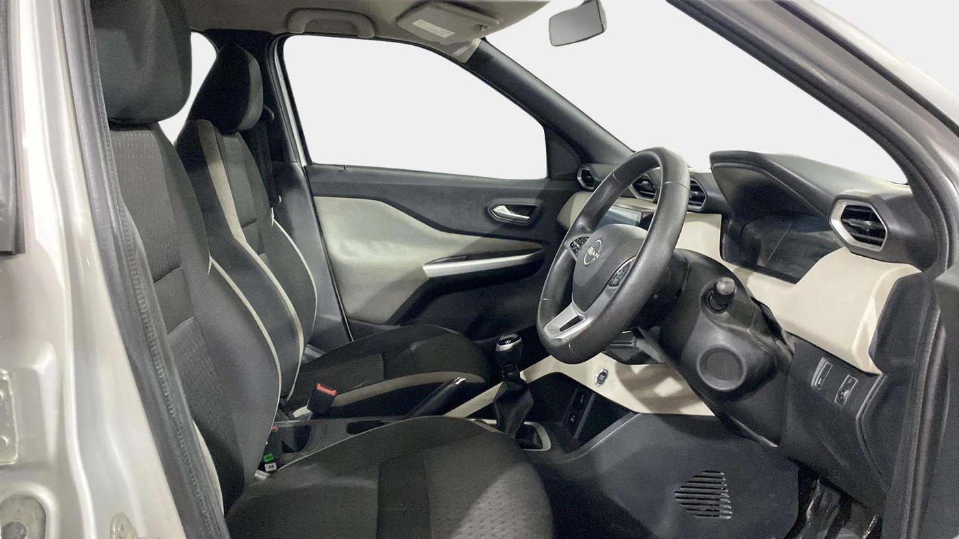 2020 Nissan MAGNITE XV TURBO, Petrol, Manual, 78,499 km, Right Side Front Door Cabin