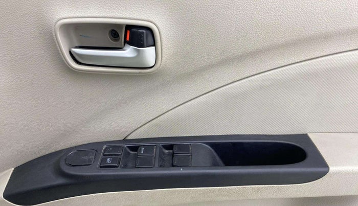 2018 Maruti Celerio VXI CNG, CNG, Manual, 90,213 km, Driver Side Door Panels Control