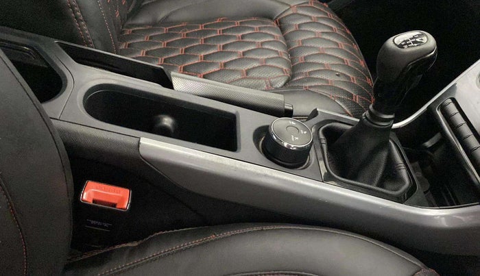 2020 Tata NEXON XM SUNROOF PETROL, Petrol, Manual, 35,731 km, Gear Lever