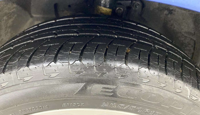 2018 Ford Ecosport TITANIUM 1.5L PETROL AT, Petrol, Automatic, 15,853 km, Left Front Tyre Tread