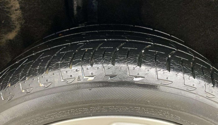 2018 Ford Ecosport TITANIUM 1.5L PETROL AT, Petrol, Automatic, 15,853 km, Right Rear Tyre Tread