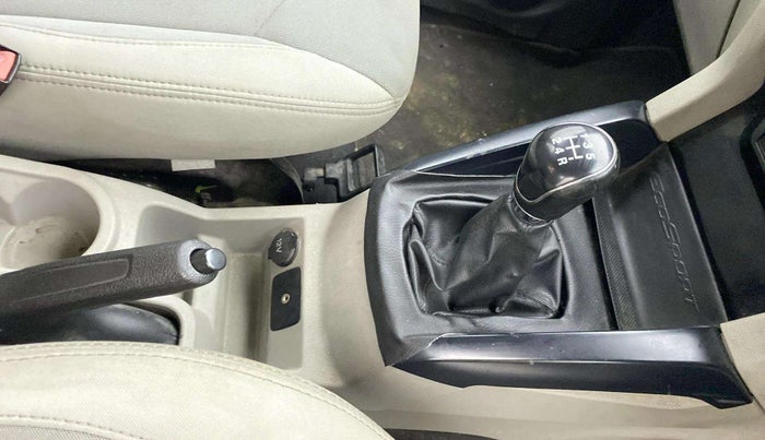 2017 Ford Ecosport TREND+ 1.5L DIESEL, Diesel, Manual, 1,29,547 km, Gear Lever