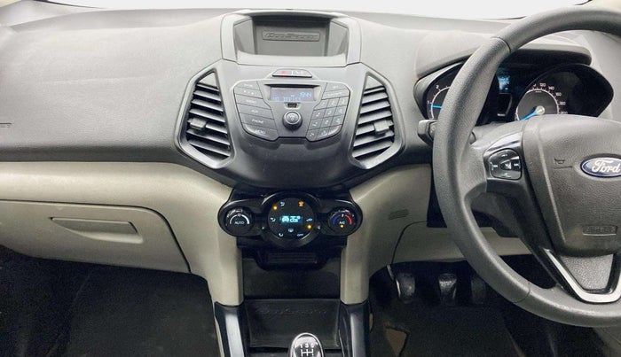 2017 Ford Ecosport TREND+ 1.5L DIESEL, Diesel, Manual, 1,29,547 km, Air Conditioner