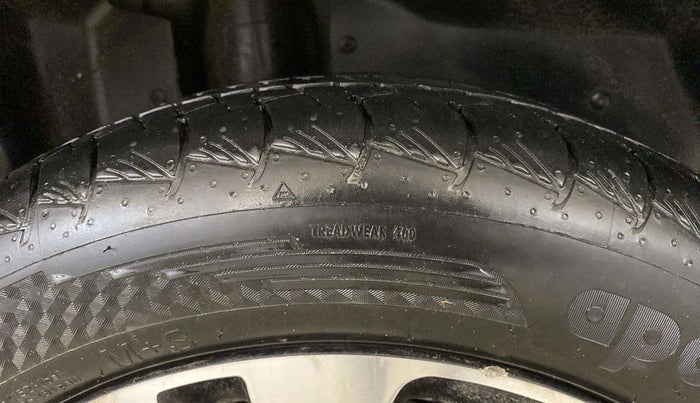 2021 MG HECTOR PLUS SHARP 1.5 PETROL TURBO CVT 6-STR, Petrol, Automatic, 79,072 km, Right Rear Tyre Tread
