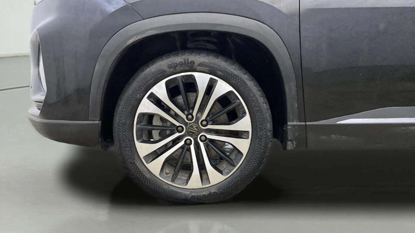 2021 MG HECTOR PLUS SHARP 1.5 PETROL TURBO CVT 6-STR, Petrol, Automatic, 79,227 km, Left Front Wheel