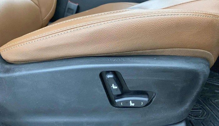 2021 MG HECTOR PLUS SHARP 1.5 PETROL TURBO CVT 6-STR, Petrol, Automatic, 79,072 km, Driver Side Adjustment Panel