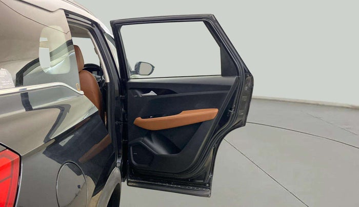 2021 MG HECTOR PLUS SHARP 1.5 PETROL TURBO CVT 6-STR, Petrol, Automatic, 79,072 km, RHS Rear Door