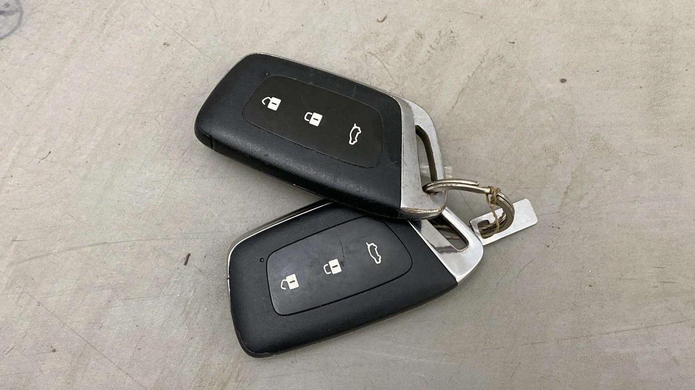 2021 MG HECTOR PLUS SHARP 1.5 PETROL TURBO CVT 6-STR, Petrol, Automatic, 79,227 km, Key Close Up