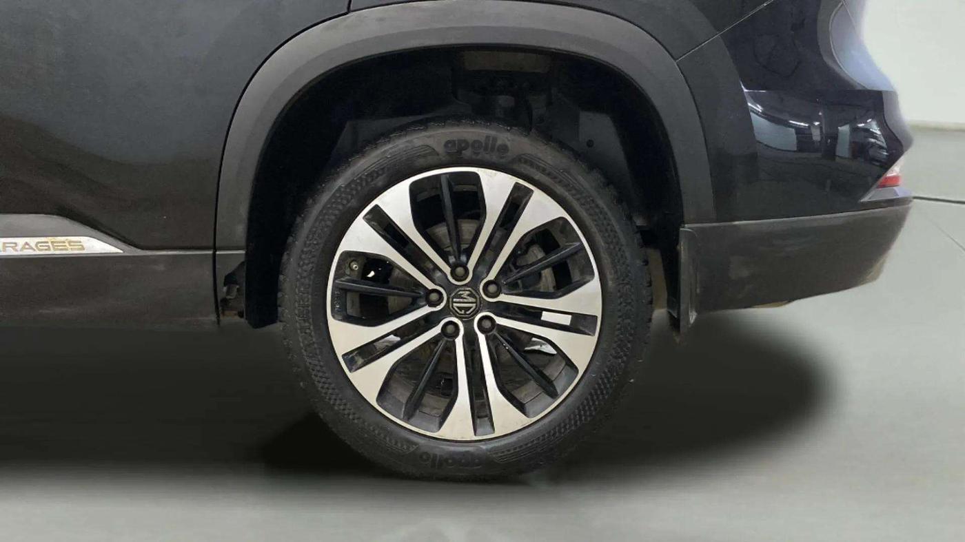 2021 MG HECTOR PLUS SHARP 1.5 PETROL TURBO CVT 6-STR, Petrol, Automatic, 79,227 km, Left Rear Wheel