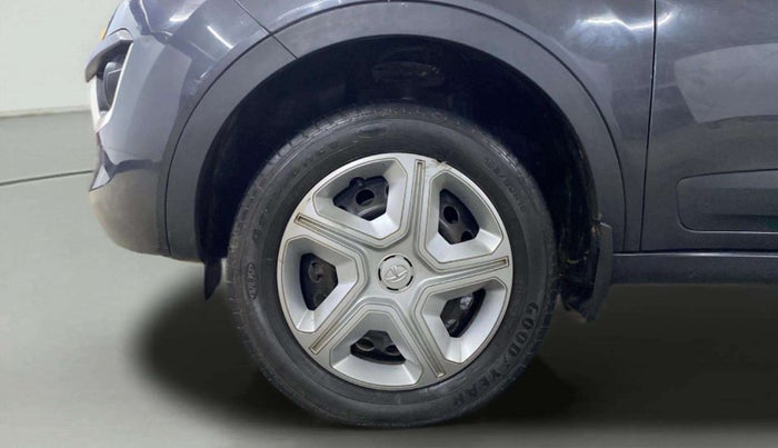 2018 Tata NEXON XM PETROL, Petrol, Manual, 29,108 km, Left Front Wheel