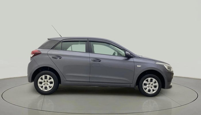 2017 Hyundai Elite i20 MAGNA 1.4 AT, Petrol, Automatic, 92,192 km, Right Side View