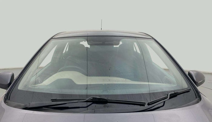 2017 Hyundai Elite i20 MAGNA 1.4 AT, Petrol, Automatic, 92,192 km, Front Windshield