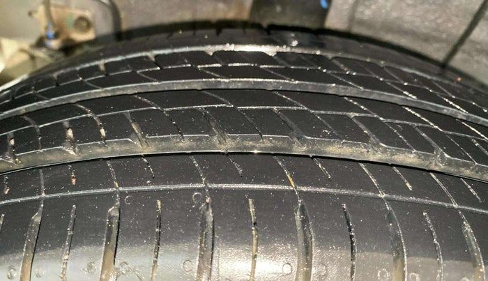 2019 Hyundai Grand i10 SPORTZ AT 1.2 KAPPA VTVT, Petrol, Automatic, 43,949 km, Right Rear Tyre Tread