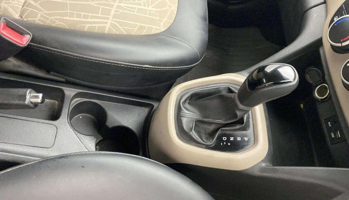 2019 Hyundai Grand i10 SPORTZ AT 1.2 KAPPA VTVT, Petrol, Automatic, 43,949 km, Gear Lever