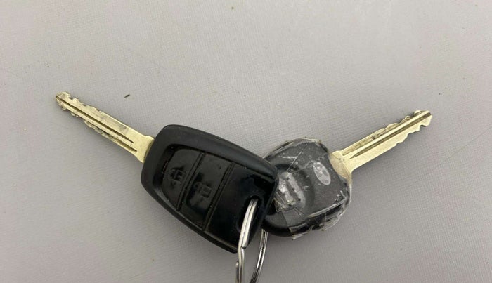 2019 Hyundai Grand i10 SPORTZ AT 1.2 KAPPA VTVT, Petrol, Automatic, 43,949 km, Key Close Up