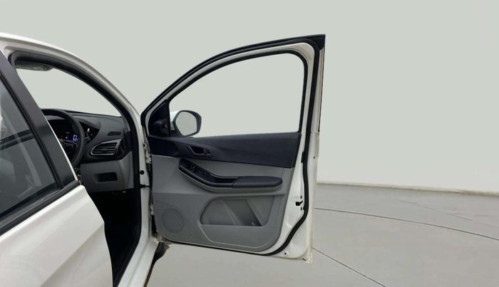 2021 Tata Tiago XZA PETROL, Petrol, Automatic, 30,674 km, RHS Front Door