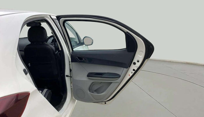2021 Tata Tiago XZA PETROL, Petrol, Automatic, 30,674 km, RHS Rear Door