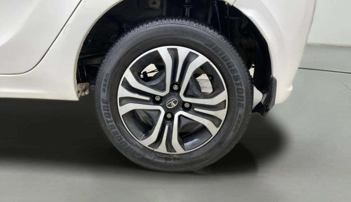 2021 Tata Tiago XZA PETROL, Petrol, Automatic, 30,674 km, Left Rear Wheel