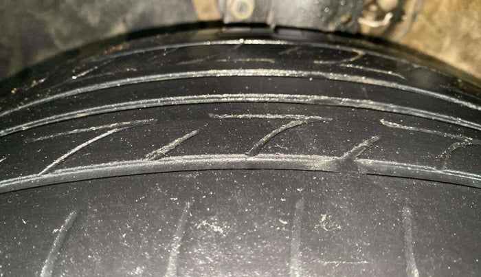 2019 Skoda Rapid AMBITION 1.6 MPI AT, Petrol, Automatic, 93,358 km, Left Front Tyre Tread