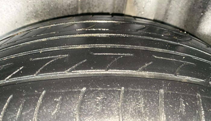 2019 Skoda Rapid AMBITION 1.6 MPI AT, Petrol, Automatic, 93,358 km, Left Rear Tyre Tread