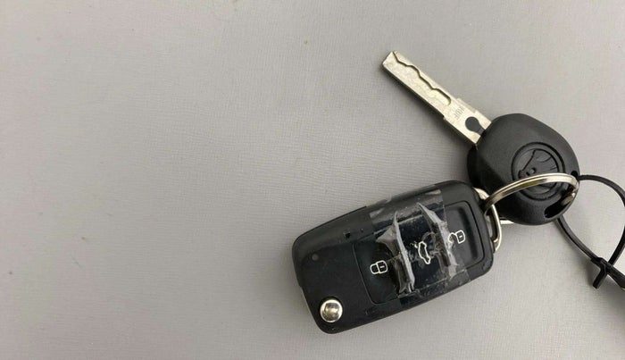 2019 Skoda Rapid AMBITION 1.6 MPI AT, Petrol, Automatic, 93,358 km, Key Close Up