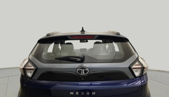 2022 Tata NEXON XZA PLUS (PREMIUM) DIESEL DUAL TONE, Diesel, Automatic, 32,133 km, Rear Windshield