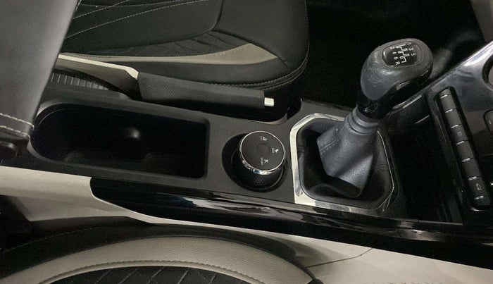 2020 Tata NEXON XZ PETROL, Petrol, Manual, 18,290 km, Gear Lever