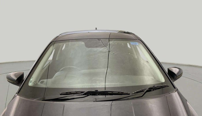 2021 Hyundai NEW I20 ASTA 1.2 AT, Petrol, Automatic, 33,487 km, Front Windshield