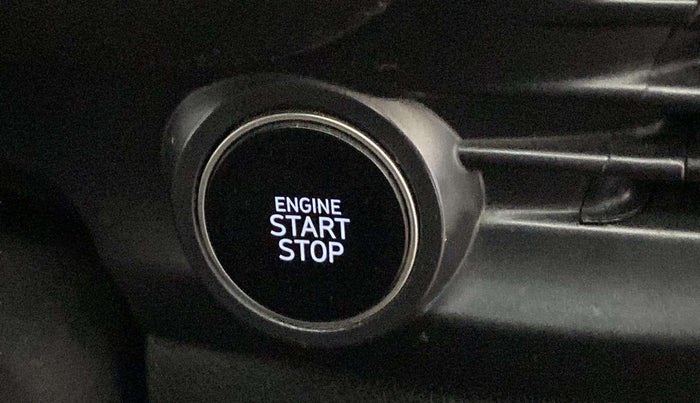 2021 Hyundai NEW I20 ASTA 1.2 AT, Petrol, Automatic, 33,487 km, Keyless Start/ Stop Button