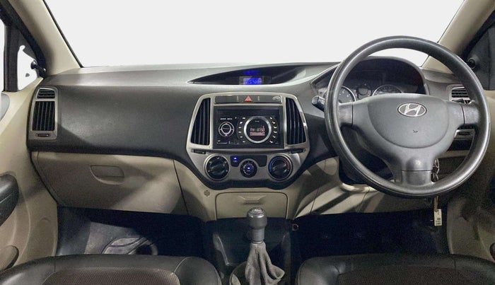 2012 Hyundai i20 MAGNA 1.2, Petrol, Manual, 29,500 km, Dashboard