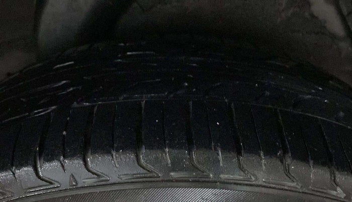 2012 Hyundai i20 MAGNA 1.2, Petrol, Manual, 29,500 km, Left Rear Tyre Tread