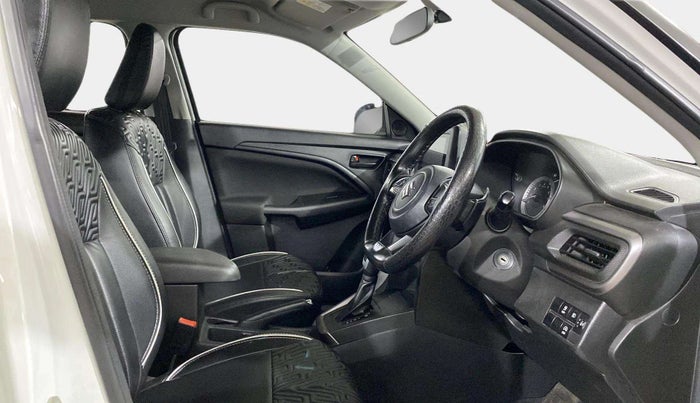 2022 Maruti BREZZA VXI AT SMART HYBRID, Petrol, Automatic, 39,756 km, Right Side Front Door Cabin