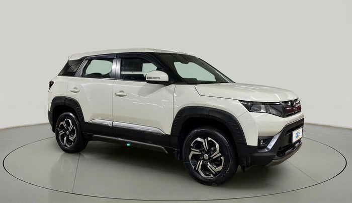 2022 Maruti BREZZA VXI AT SMART HYBRID, Petrol, Automatic, 39,756 km, Right Front Diagonal
