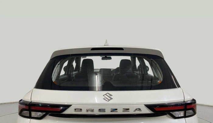 2022 Maruti BREZZA VXI AT SMART HYBRID, Petrol, Automatic, 39,756 km, Rear Windshield