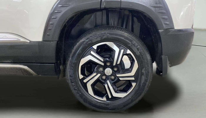 2022 Maruti BREZZA VXI AT SMART HYBRID, Petrol, Automatic, 39,756 km, Left Rear Wheel
