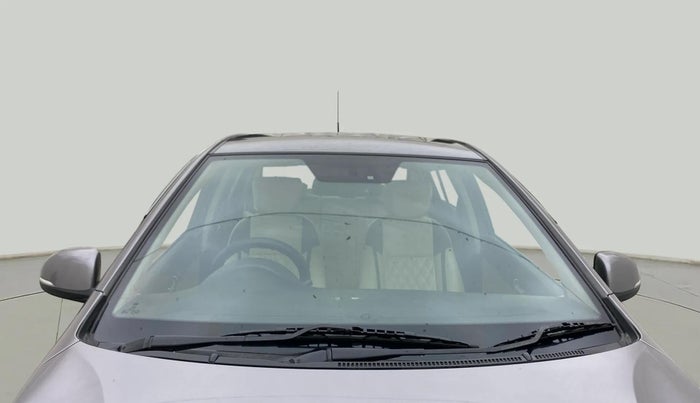 2013 Hyundai i20 SPORTZ 1.2, Petrol, Manual, 55,731 km, Front Windshield