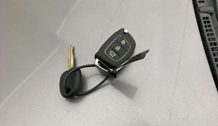 2013 Hyundai i20 SPORTZ 1.2, Petrol, Manual, 55,731 km, Key Close Up