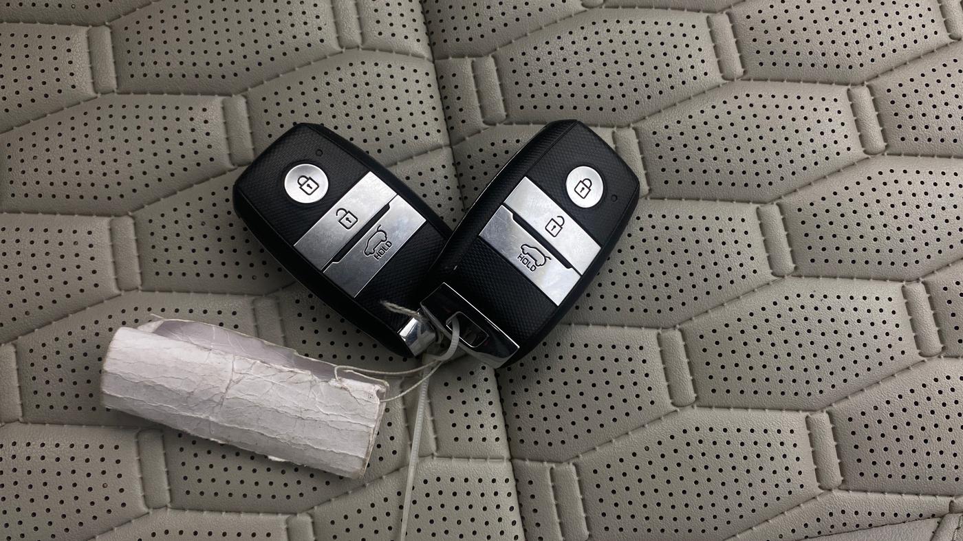 2020 KIA SELTOS HTX 1.5 PETROL, Petrol, Manual, 62,584 km, Key Close Up