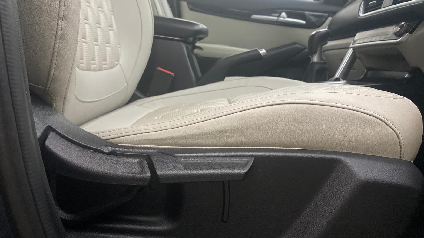 2020 KIA SELTOS HTX 1.5 PETROL, Petrol, Manual, 62,584 km, Driver Side Adjustment Panel