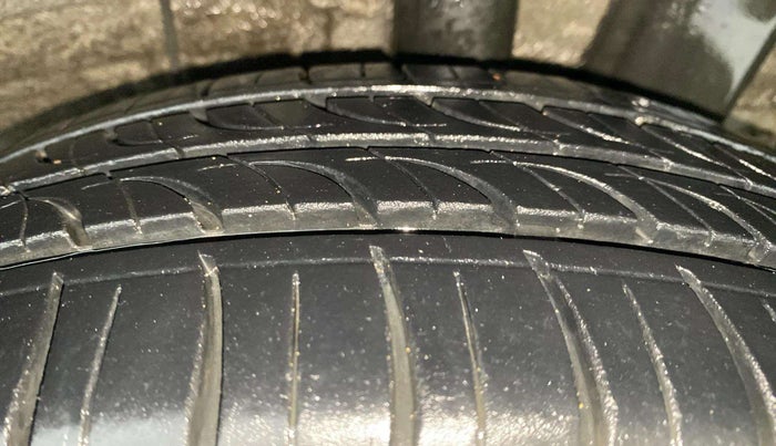2019 Hyundai Grand i10 MAGNA 1.2 KAPPA VTVT, Petrol, Manual, 60,300 km, Left Rear Tyre Tread