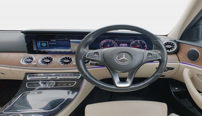2018 Mercedes Benz E Class E 220 D, Diesel, Automatic, 45,029 km, Steering Wheel Close Up