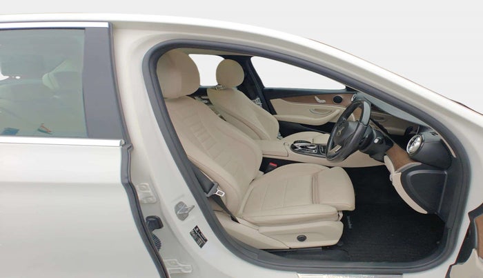 2018 Mercedes Benz E Class E 220 D, Diesel, Automatic, 45,029 km, Right Side Front Door Cabin