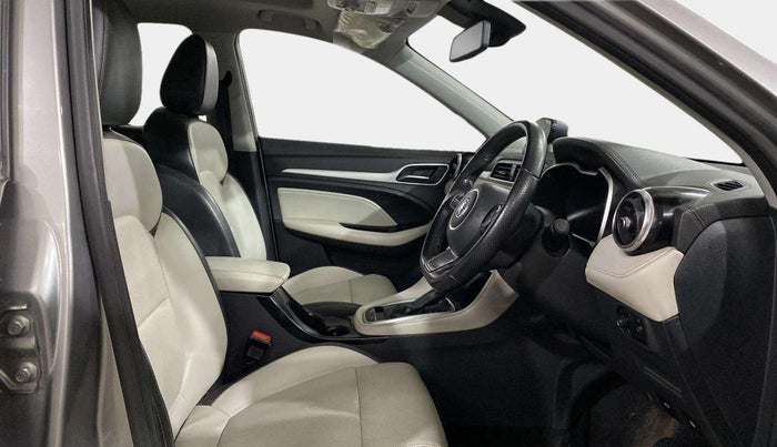 2022 MG ASTOR SHARP 1.5 CVT, Petrol, Automatic, 76,321 km, Right Side Front Door Cabin