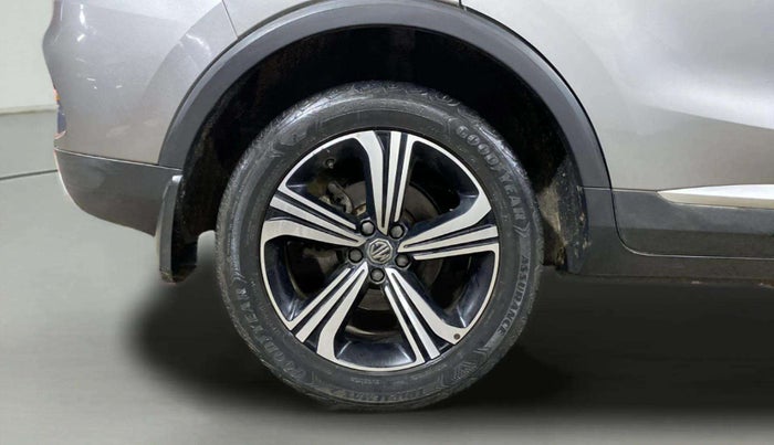 2022 MG ASTOR SHARP 1.5 CVT, Petrol, Automatic, 76,321 km, Right Rear Wheel