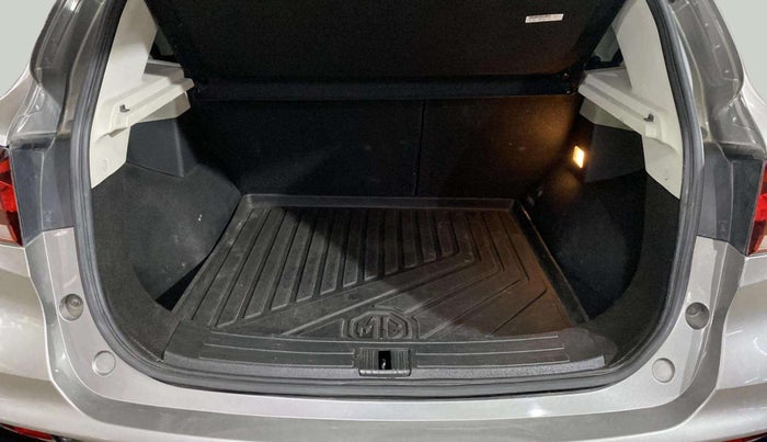 2022 MG ASTOR SHARP 1.5 CVT, Petrol, Automatic, 76,321 km, Boot Inside